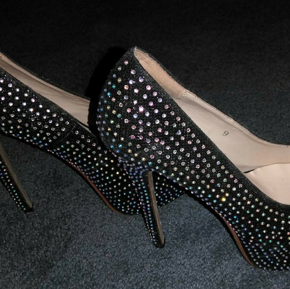 High heels - Picture 2 of 4